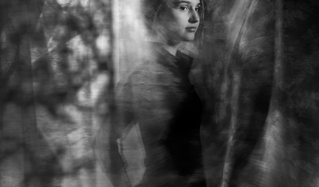 How to combine continuous light and flash